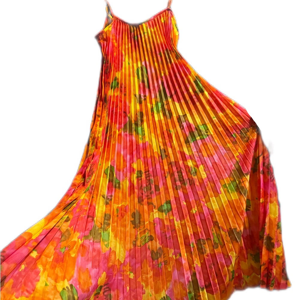 Rare find Vintage Kamehameha Hawaiian dress. boho Hawaii